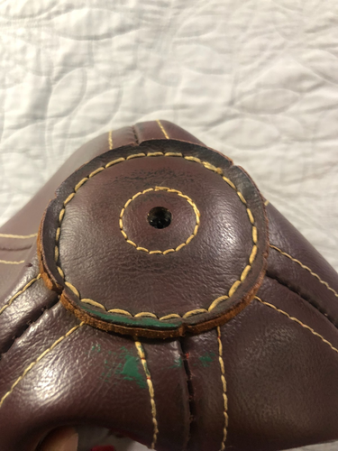 Vintage Boxing Gloves & Speed Bag PLEASE READ - Picture 6 of 6