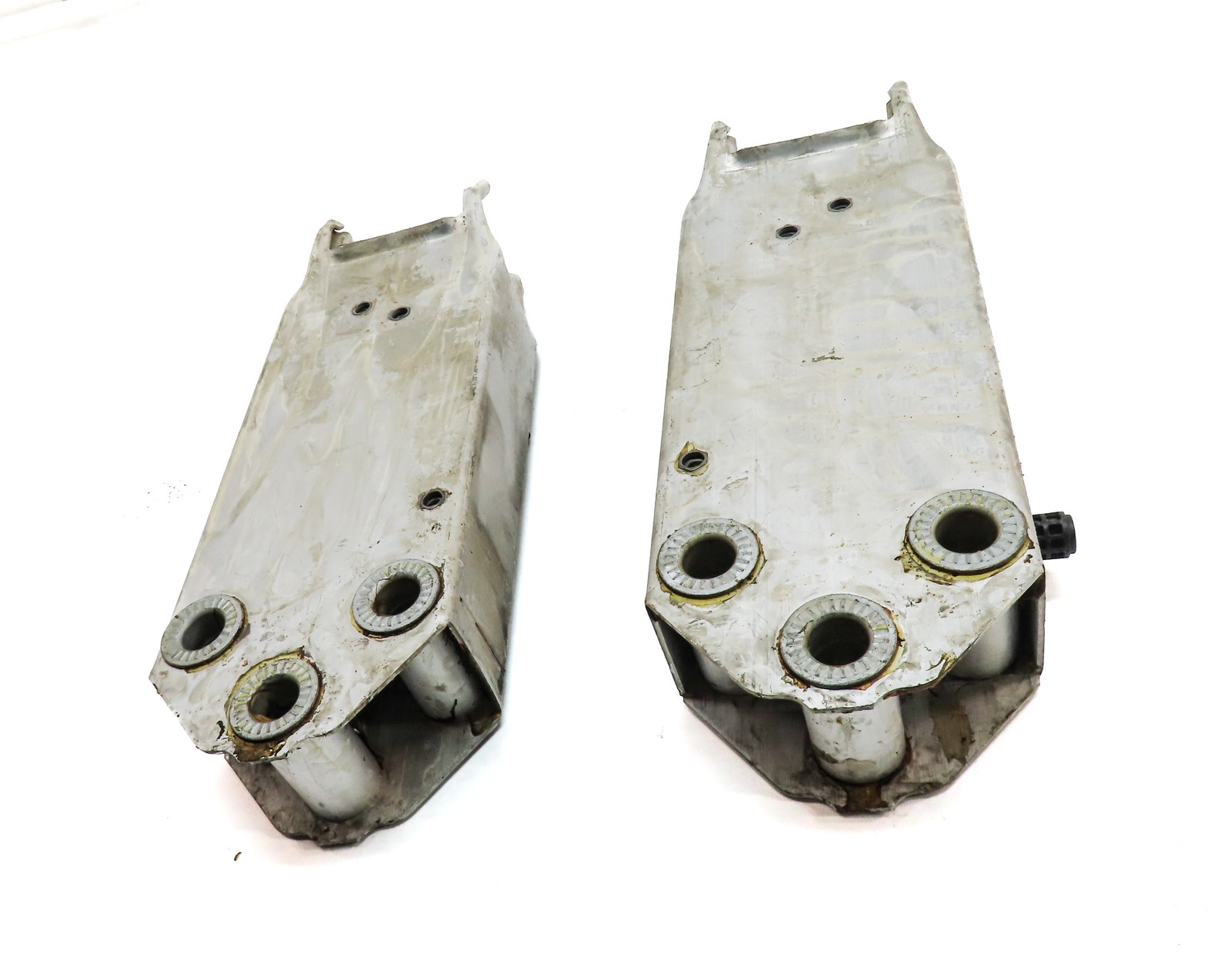 11-16 BMW 528i 535i 550i M5 FRONT BUMPER REINFORCEMENT IMPACT BAR BRACKET SET/2