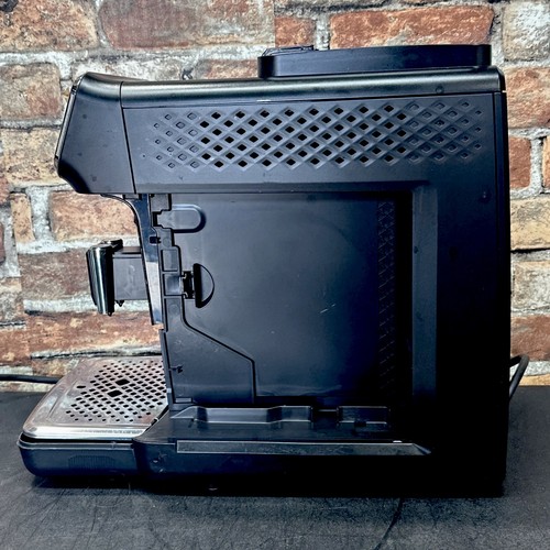 Philips EP3241/54 Super-Automatic Espresso Machine | READ. - Picture 2 of 7