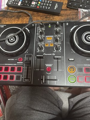 Pioneer DDJ200 2-Kanal Doppeldeck DJ Controller. SCHNELLER VERSAND