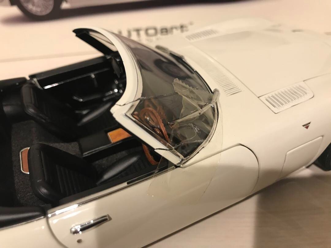 AUTO ART ダイキャストミニカー TOYOTA 2000GT 1/18 AUTOart 1/18 Toyota 2000gt Silver Finished Product for sale
