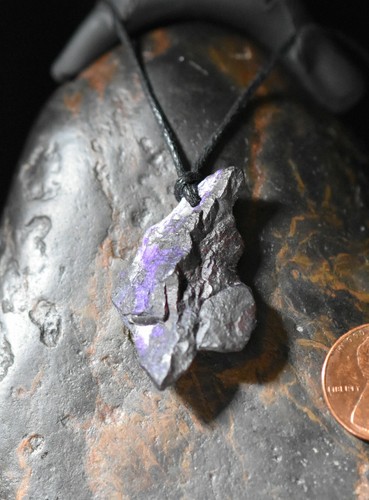 Sugilite gemstone pendant Crystal Necklace - Picture 4 of 12