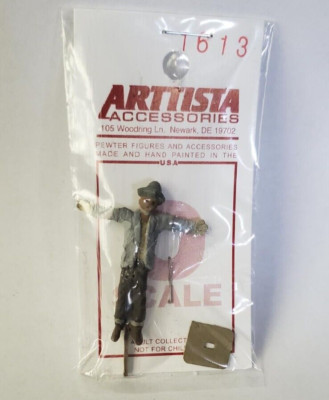 Arttista #1350 - Fox & Wolf - O Scale Animals - Model Trains - NEW