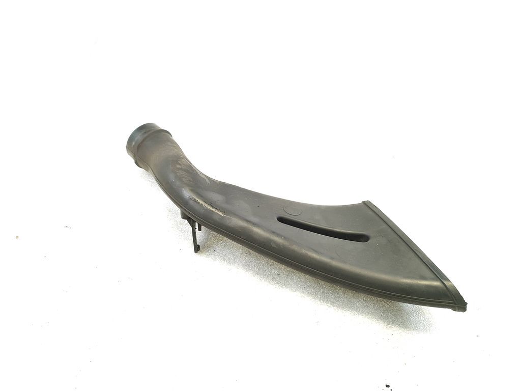 Opel Meriva B 2012 Diesel air intake hose pipe 13332263 ZVG44186 