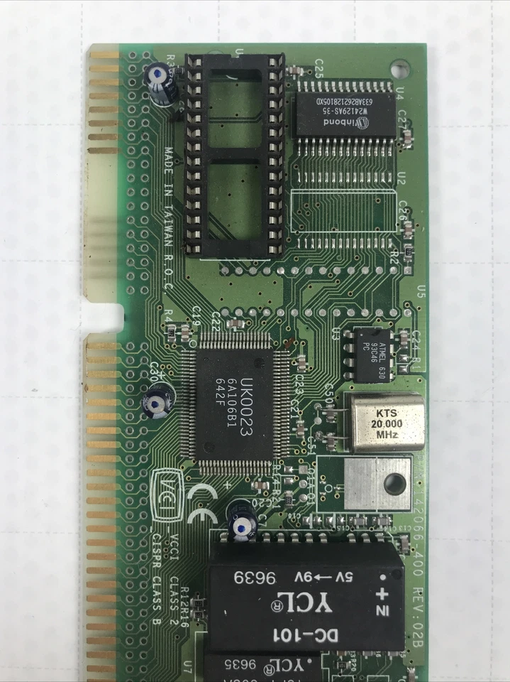 Tarjeta ISA Maxtech NXP-16BT 16 bits con puerto BNC parte # 142066-400 Rev: 02B Foto 3 de 4