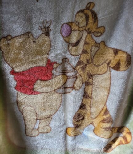 Winnie Pooh Tigger H for Hunny Luxury Plush Fleece Crib Baby Blanket Vintage - Picture 2 of 4
