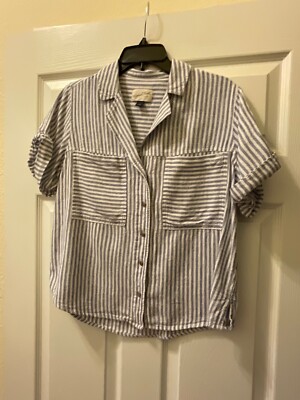 Universal Thread Button Up Shirt Blue White Striped Short Sleeve Women s Size S