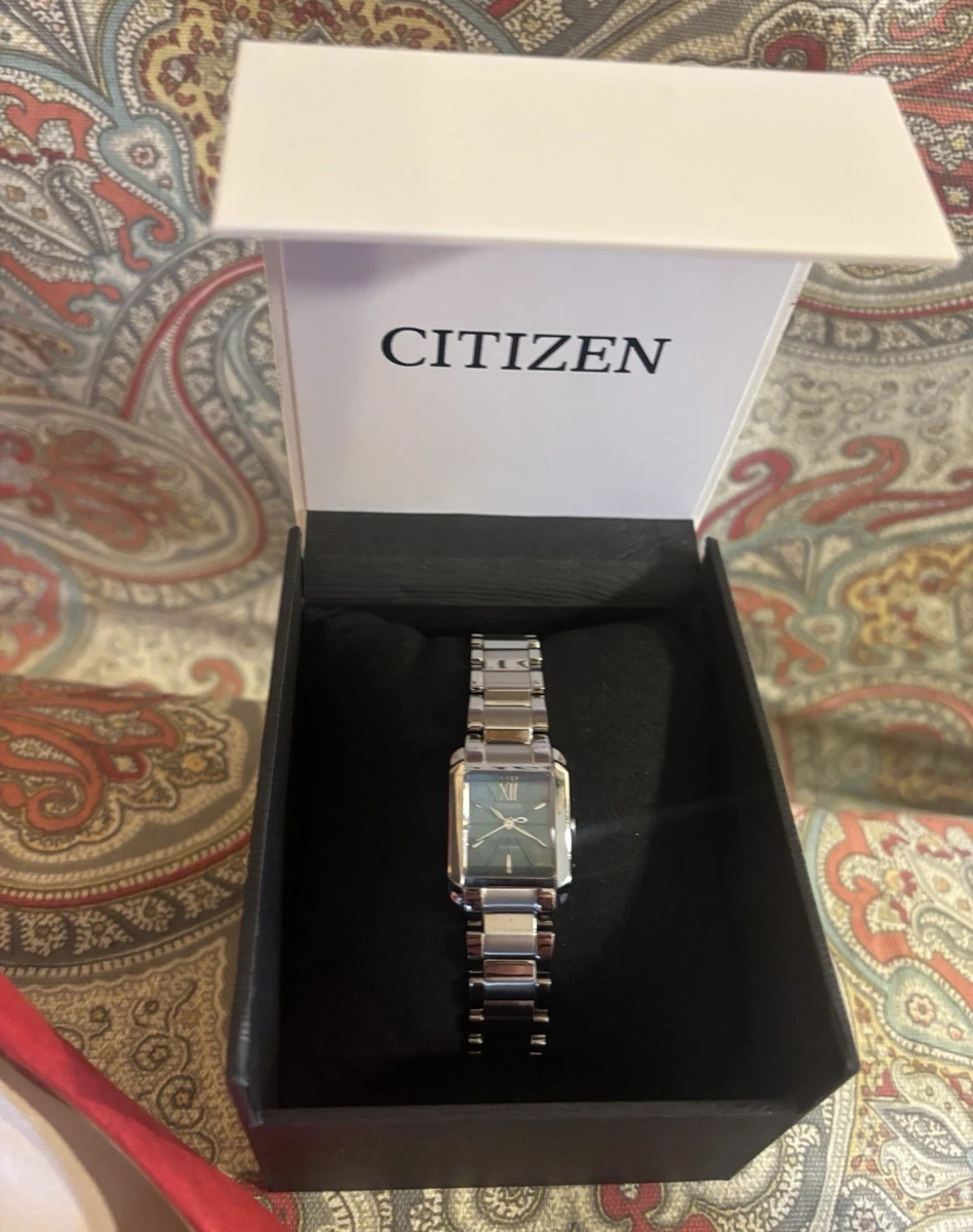 Vintage Citizen Women\'s Silver Watch‎ 2951-294289 K Japan New Battery Runs Great Vintage Citizen Quartz Ladies Square Watch Battery Replaced  main image 2