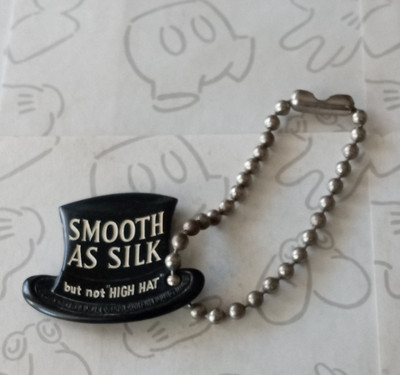 Kessler's America''s Greatest Whiskey Smooth as Silk Hat Vintage Keychain Keyring