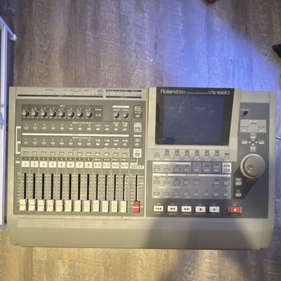Roland VS-1680 Digital Studio Workstation Recorder 24-bit Phantom Power MIDI Out