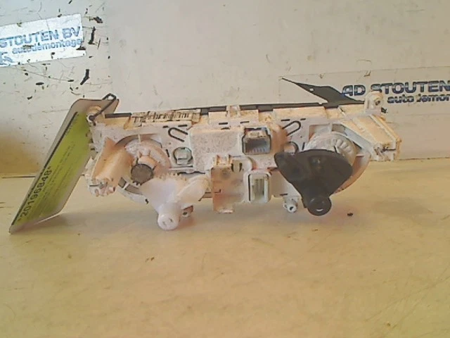 MANEJO AIRE ACONDICIONADO PANEL CONTROL AC RENAULT CLIO IV (5R) 2017 5R5841100 Foto 2 de 4