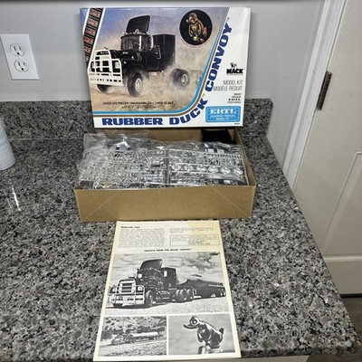 ERTL Convoy Rubber Duck Mack Truck Model Kit - New w Sealed Parts