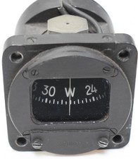 VINTAGE COMPASS 1964 MAGNETIC