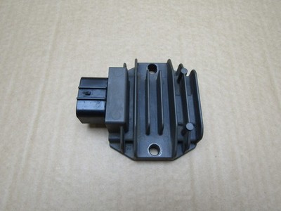 Yamaha MT-10 MTN 1000 2021 Regler Gleichrichter (15461)