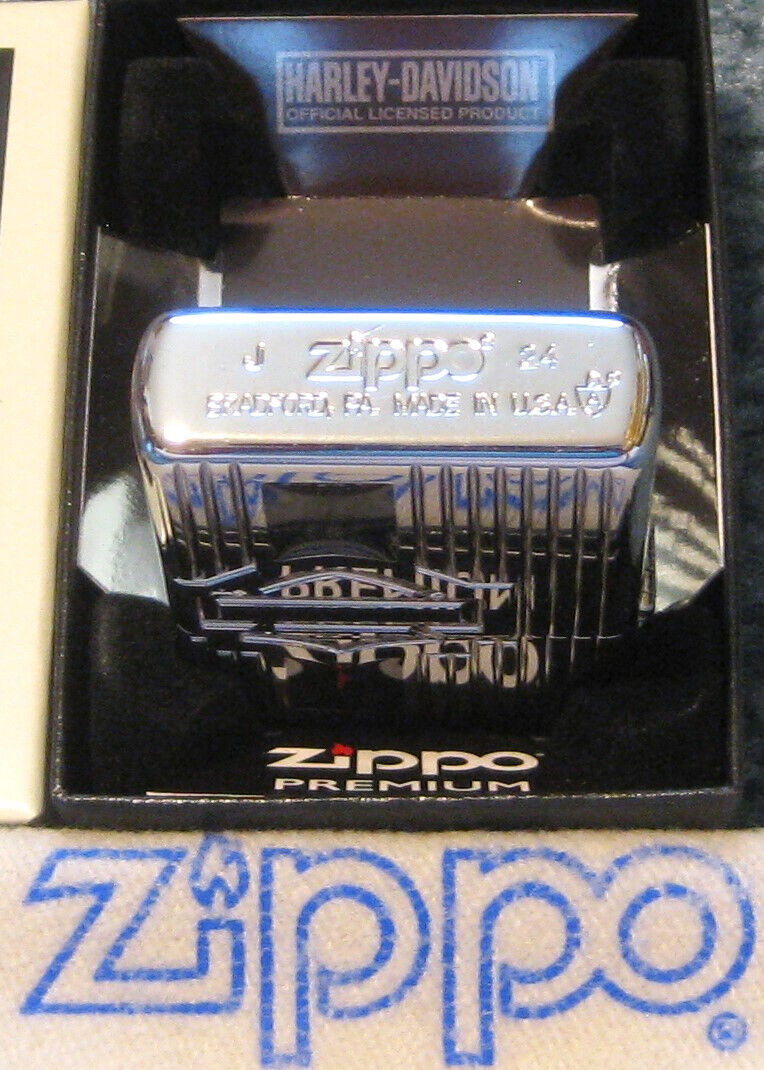 ZIPPO HARLEY DAVIDSON 2025 COLLECTIBLE OF THE YEAR Lighter ZIPPO HARLEY DAVIDSON 2025 COLLECTIBLE OF THE YEAR Lighter