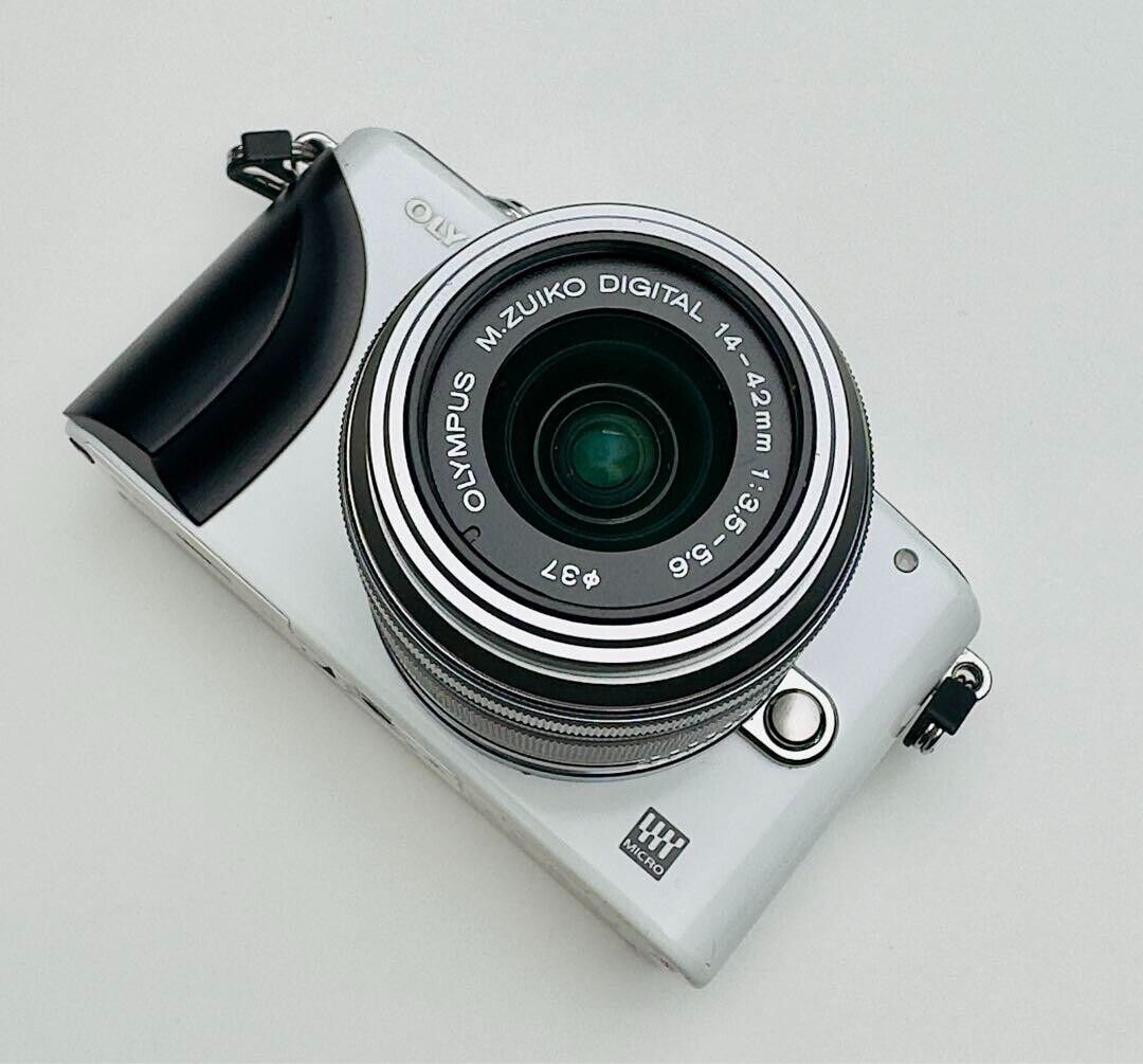 OLYMPUS PEN Mini E-PM1 Mirrorless SLR Digital Camera White w/Lens