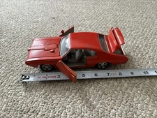 Vintage 69 PONTIAC GTO THE JUDGE 1:24 ORANGE Diecast Metal Car Doors Trunk Open