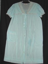 Vintage Barbizon Nightgown or House Dress 5 Button up front Cotton size L gown