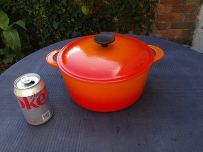 French Made Cuisine Royale Volcanic Orange 8 Pint Auflaufform mit Deckel