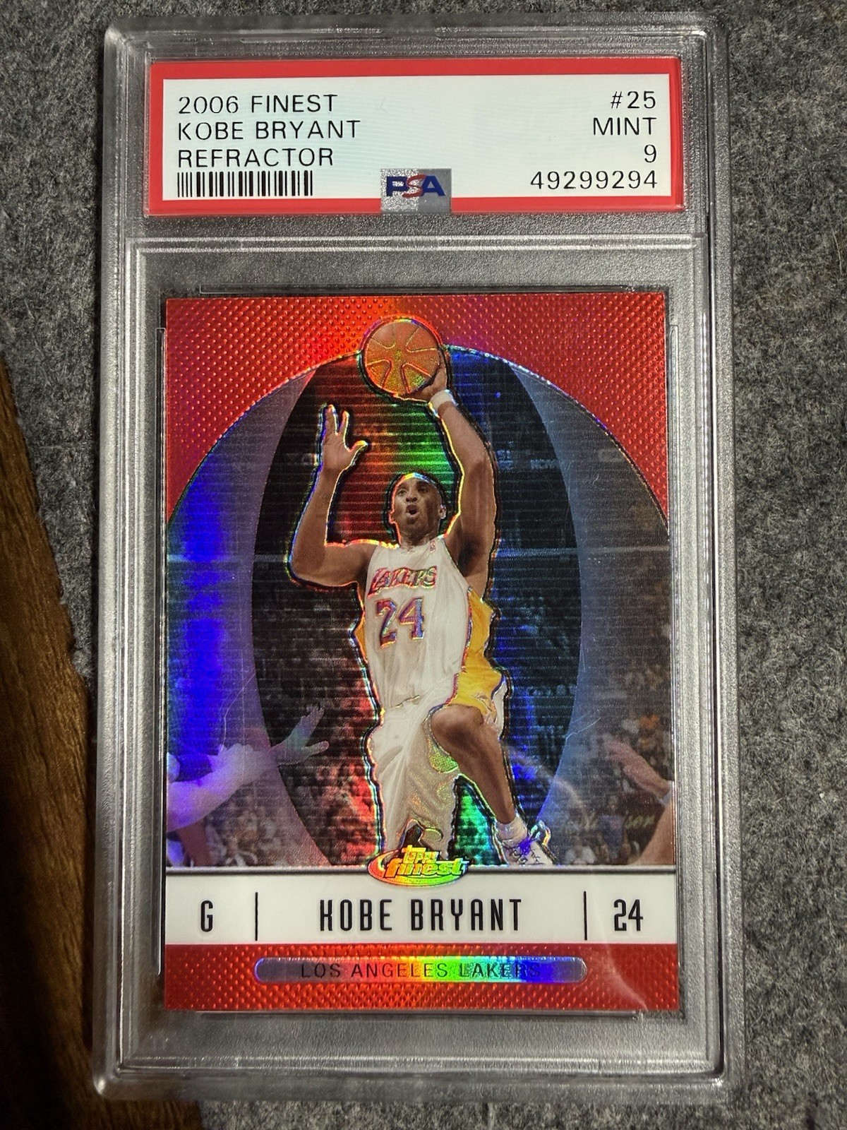 2006-07 Topps Finest - Kobe Bryant #25 Refractor PSA 9