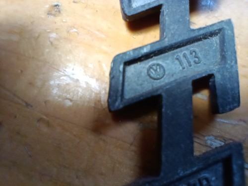 VTG VOLKSWAGEN VW BEETLE BUG SCRIPT EMBLEM NAMEPLATE BADGE OEM REAR DECK BLACK - Picture 8 of 9