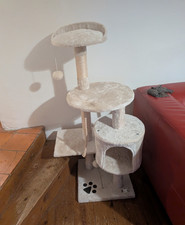 lionto white Medium Sisal Cat Tree with Scratching Posts & Cat Condo