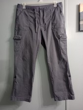 L.L. Bean Women's Pants Size 16 Reg Favorite Fit Cargo Capri Convertible