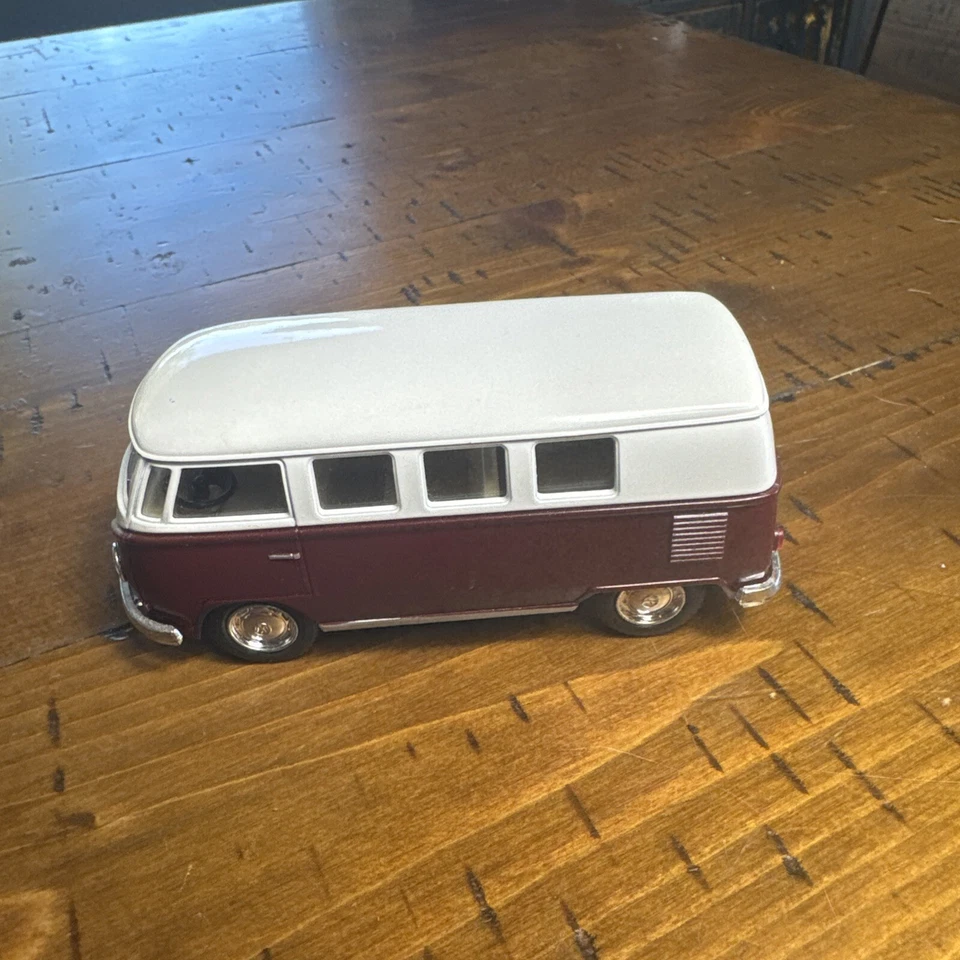 Autobús clásico Volkswagen Kinsmart (1962) Foto 4 de 4