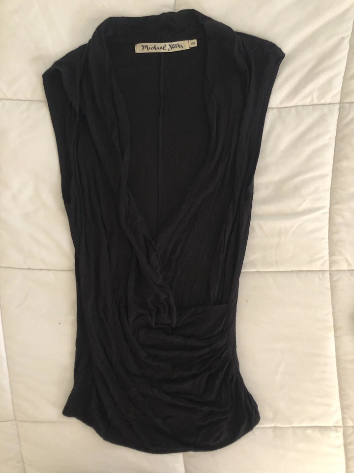 Top Michael Stars para mujer negro sin mangas profundo en V imitación envolvente talla única OS Foto 4 de 4