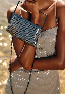 96 値下げ可能！！ LIC SILVER BAG 2928B ZARA SILVER METALLIC BOX CLUTCH WITH SILVER DETACHABLE
