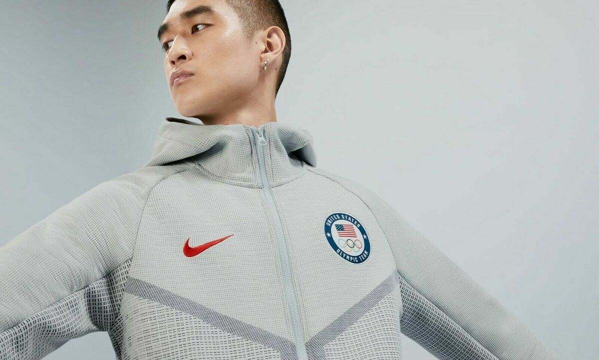 Nike Mens Sportswear Windrunner USA Olympic Team Tech Pack Nike Mens Sportswear Windrunner USA Olympic Team Tech Pack