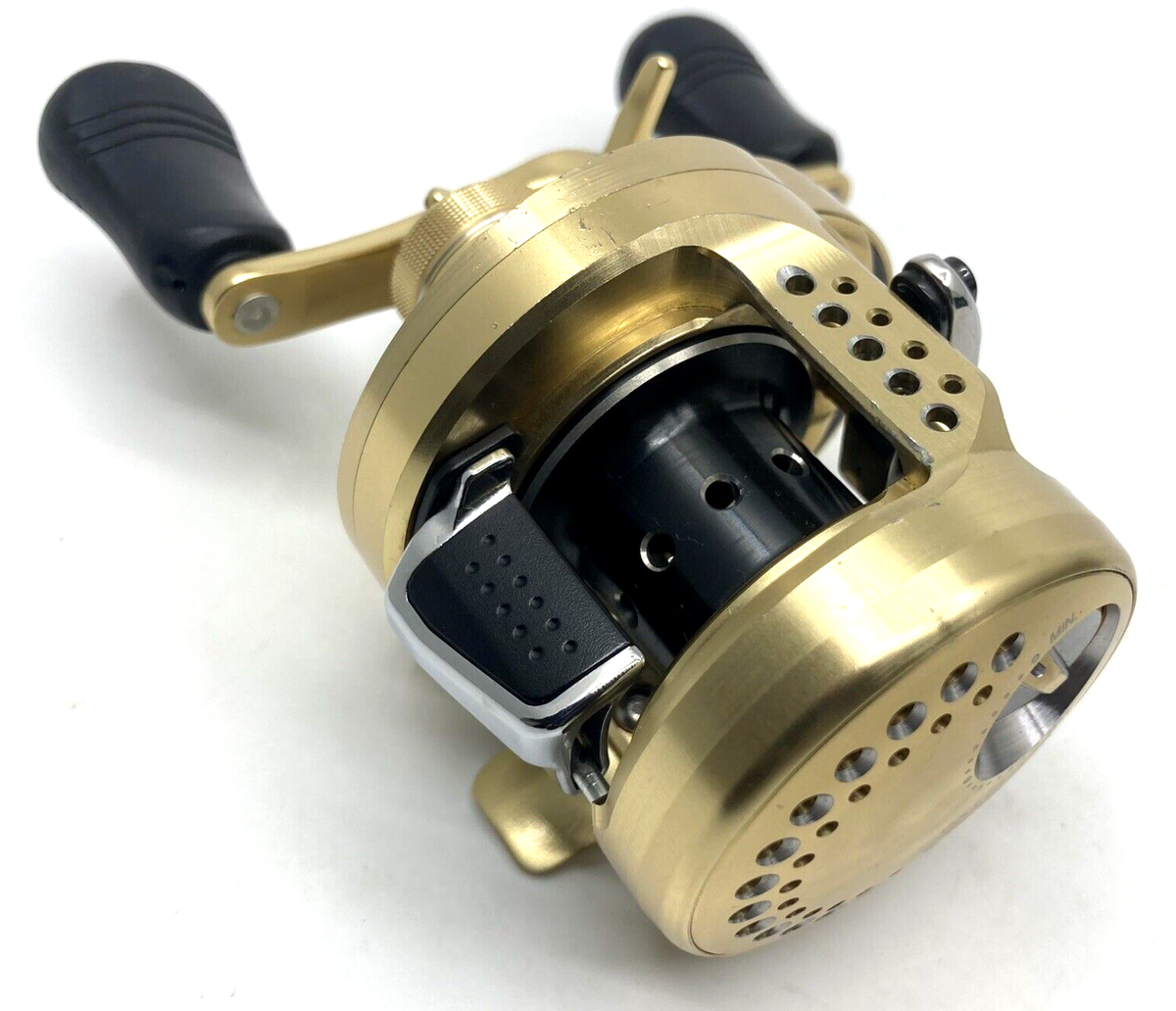 Shimano 14 CALCUTTA CONQUEST 101 Left Handed Bait Casting In Box