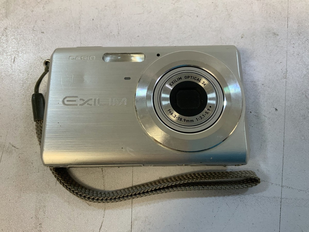 CASIO EXILIM ZOOM EX-Z60 シルバー 【公式通販】