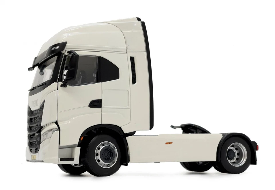 MARGE MODELS, IVECO S-Way 4x2 Bianco, 1/32,  MAR2231-01 - Immagine 2 di 3