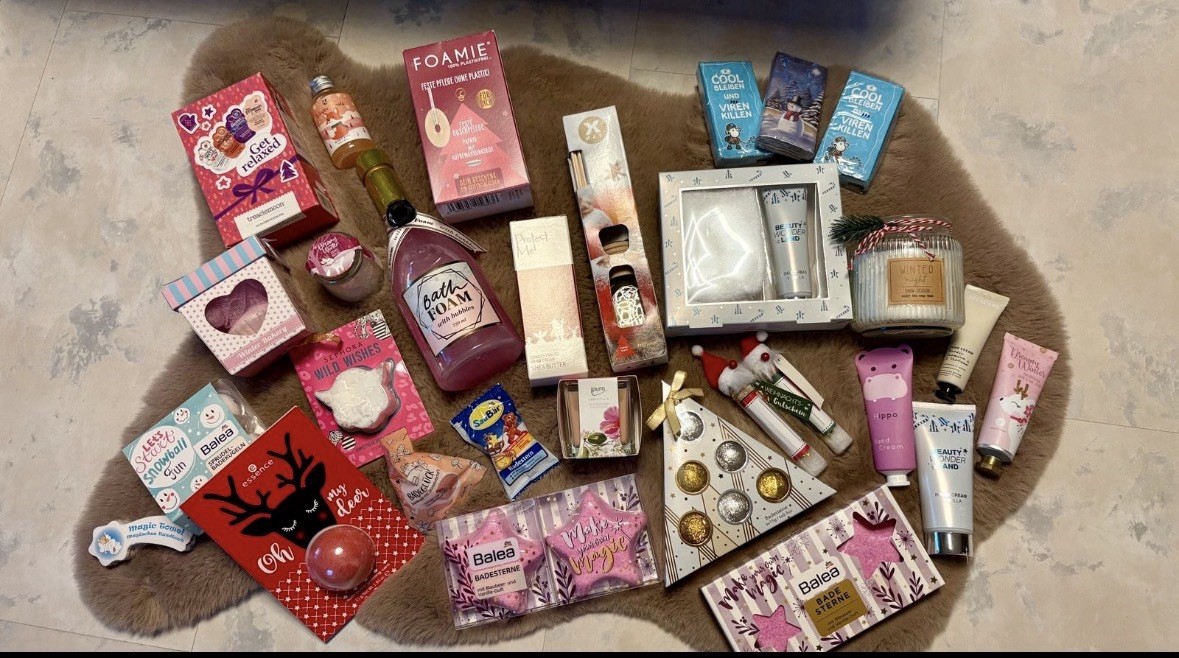 Weihnachtsgeschenke / Kosmetikartikel / Wichtelgeschenke Neu