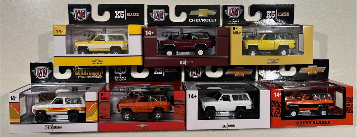 M2マシーン ウォルマート限定　1974　シボレーK5　ブレーザー M2 Machines 1:64 Model Kit Release 79 1974 Chevrolet K5