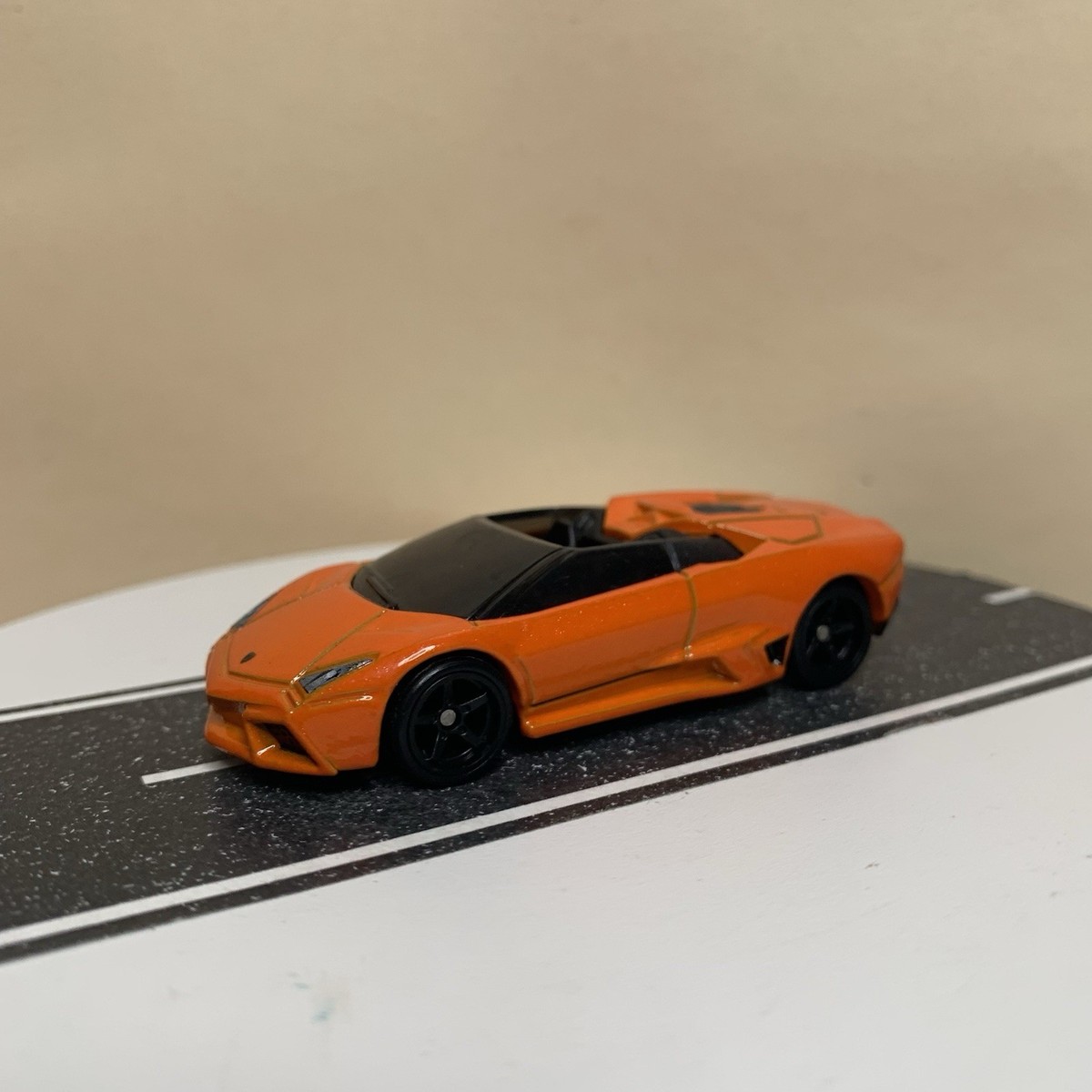 鉄道模型 Lamborghini Reventon 2024 Hot Wheels Premium Exotic Envy Lamborghini Reventon Roadster