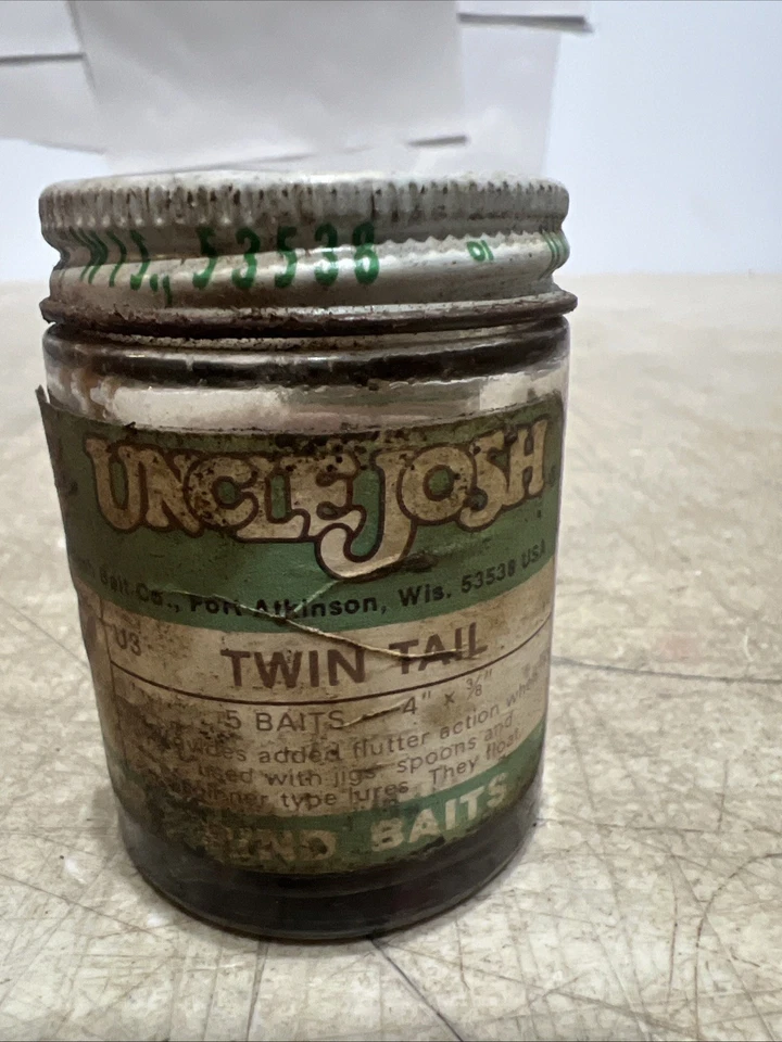 UNCLE JOSH PORK RIND BAITS • U3 TWIN TAIL, 909Spring Lizard Waterdog - Image 2 of 4