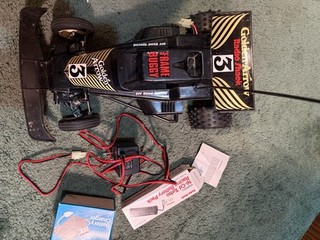 Radio Shack RTR Golden Arrow Remote Control Off Road Buggy 1:10 Scale W/Box
