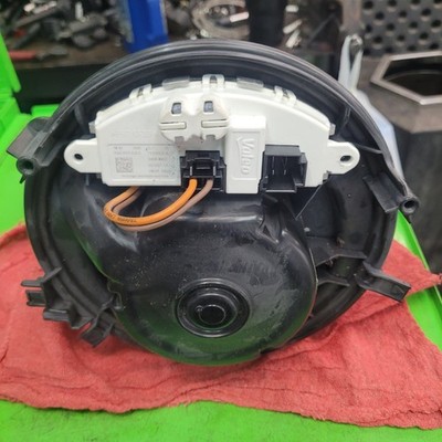 2015-2024 VW GOLF SPORTWAGEN GTI JETTA TAOS TIGUAN A/C BLOWER FAN MOTOR USED OEM