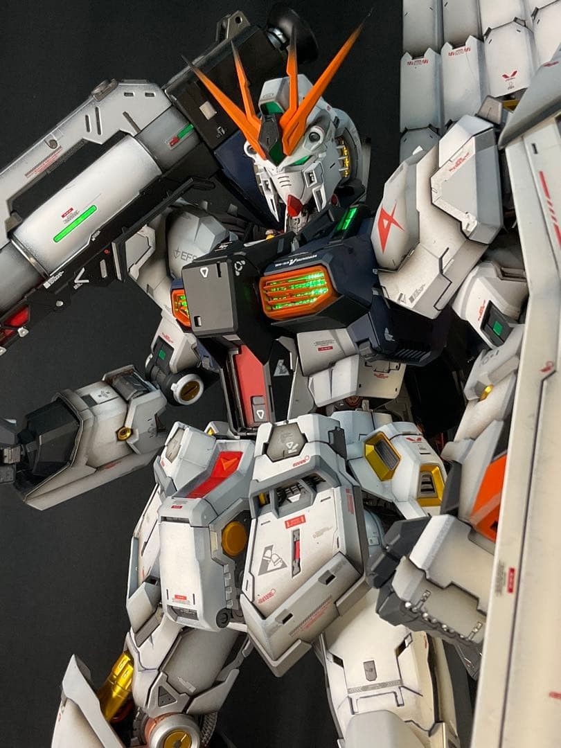 Built & Painted Bandai PG UNLEASHED 1/60 Nu Gundam with LEDs
