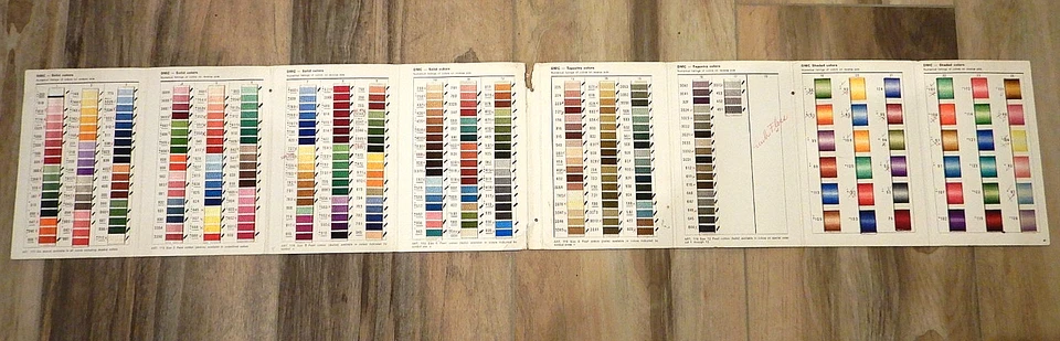 DMC Six Strand & Pearl Cotton Color Card W 200 / 4th Edition - Image 3 of 4