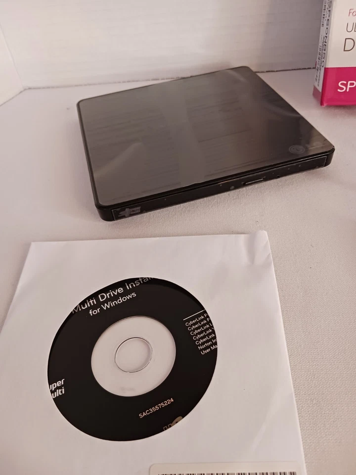 LG Ultra Slim Portable DVD Writer GP60NB50 Black Mac & Windows Compatible - Image 2 of 4