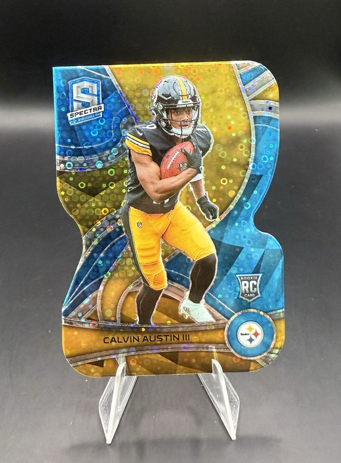 2022 Panini Spectra - Rookies Calvin Austin III #176 Neon Blue Prizm Die-Cut /50