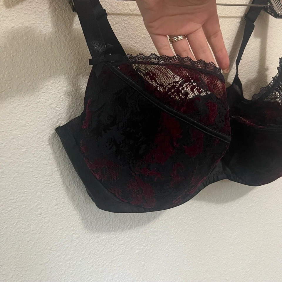 CACIQUE Balconette Bra 40DDD Black Red Lace Velvet Plunge Intimate Romantic Goth - Image 3 of 4
