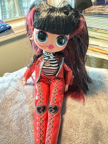OMG LOL SURPRISE SERIES 4 SPICY BABE DOLL 9” MGA 2019 - Picture 2 of 5