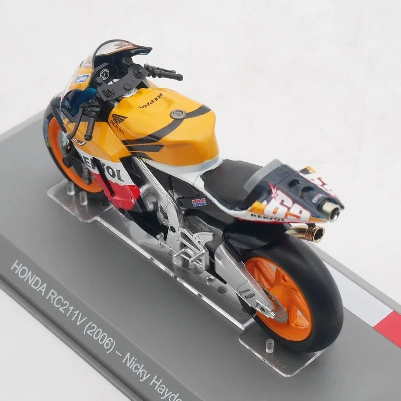 ixo 1:18 Moto GP 2006 HONDA RC211V Nicky Hayden - Image 4 of 4