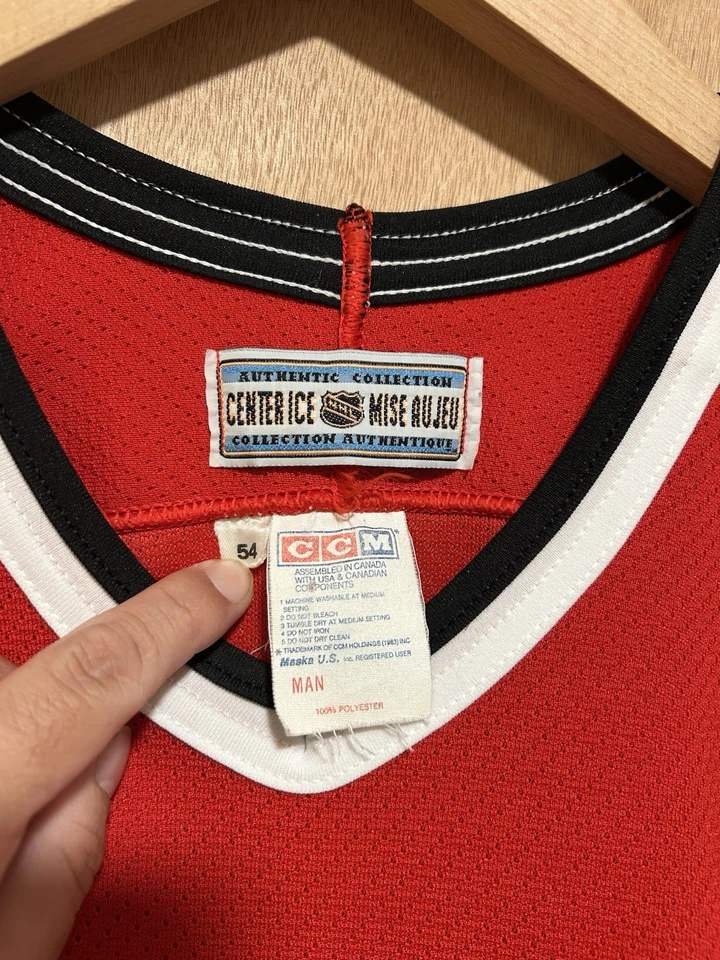 NHL ВИНТАЖНЫЙ CHICAGO BLACKHAWKS CCM ВОЗДУХА ТРИКОТАЖ ДЖЕРСИ В РАЗМЕРЕ 54 - Изображение 2 из 4