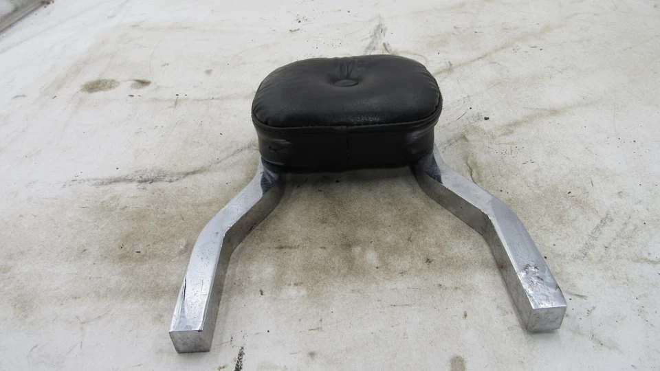 1996 川崎 VN1500C Vulcan 1500 L 后乘客靠背抓杆 — 第 2/4 张图片