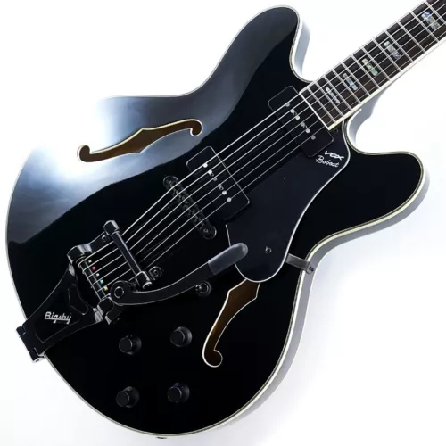 VOX Bobcat V90 with Bigsby Jet Black Electric Guitar with hard case